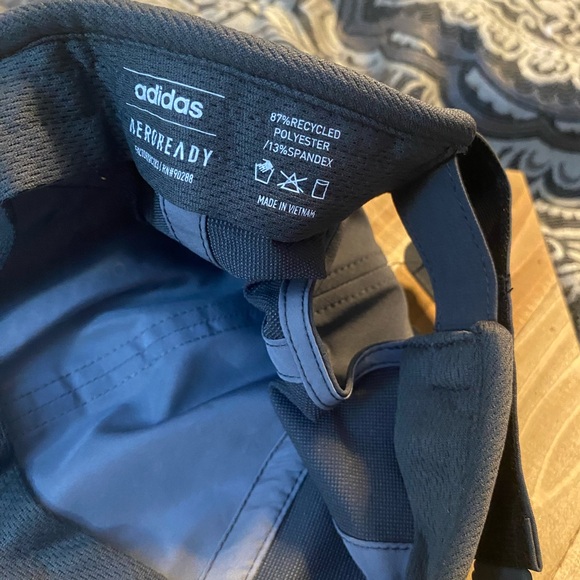 Adidas Superlite 2 Women’s Hat Grey/Rose Gold - Picture 12 of 14